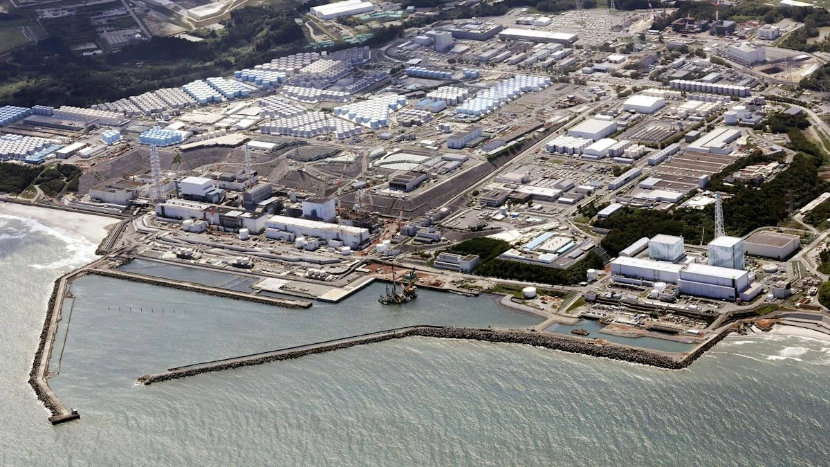 Robot starts second mission to retrieve debris at Fukushima nuclear plant