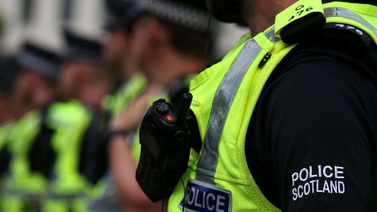 Police warn of falling officer numbers in Scotland without m…