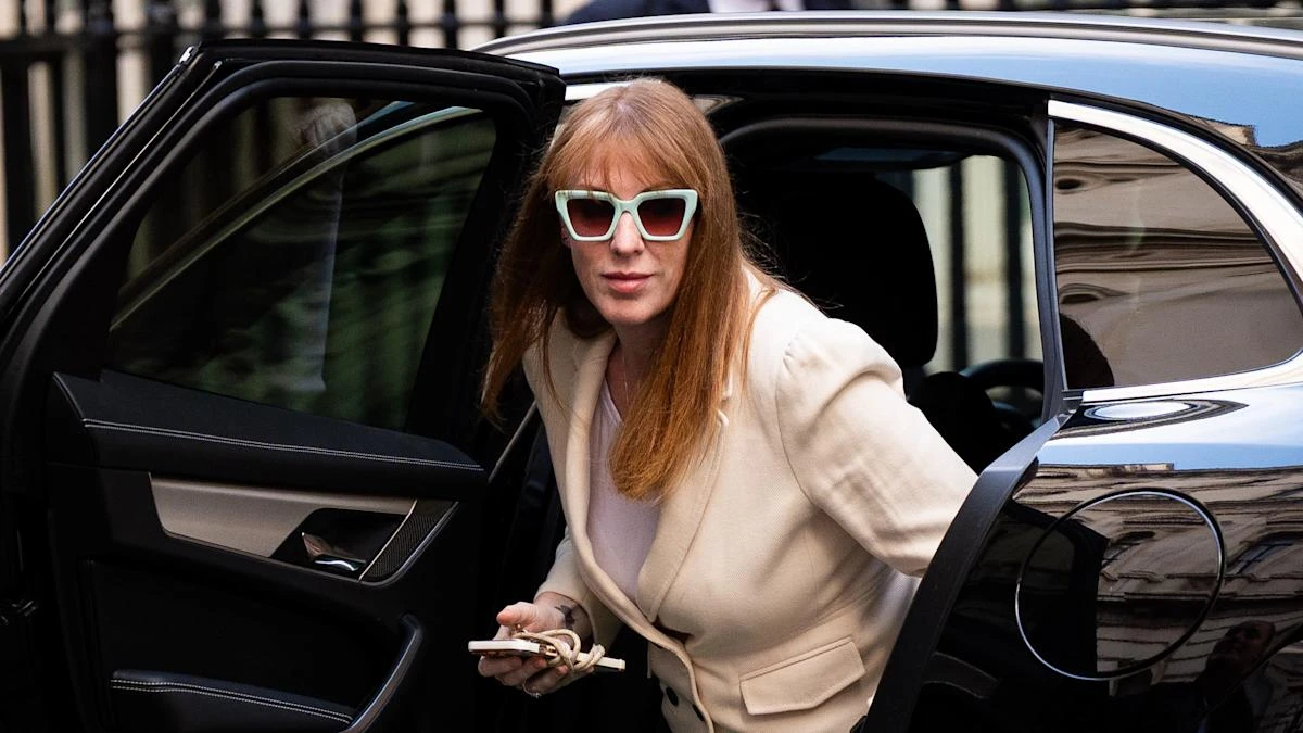 Ministers defend Rayner in tax row as fresh property purchase details emerge