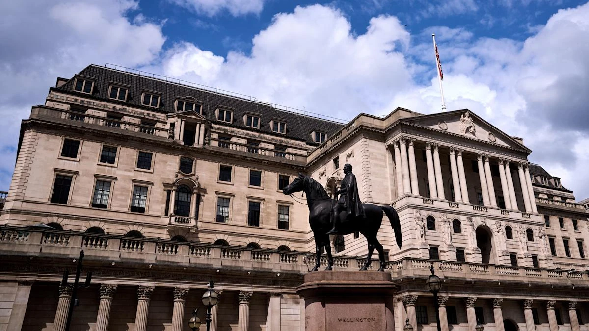Bank of England’s top economist calls for ‘more cautious’ interest rate cuts