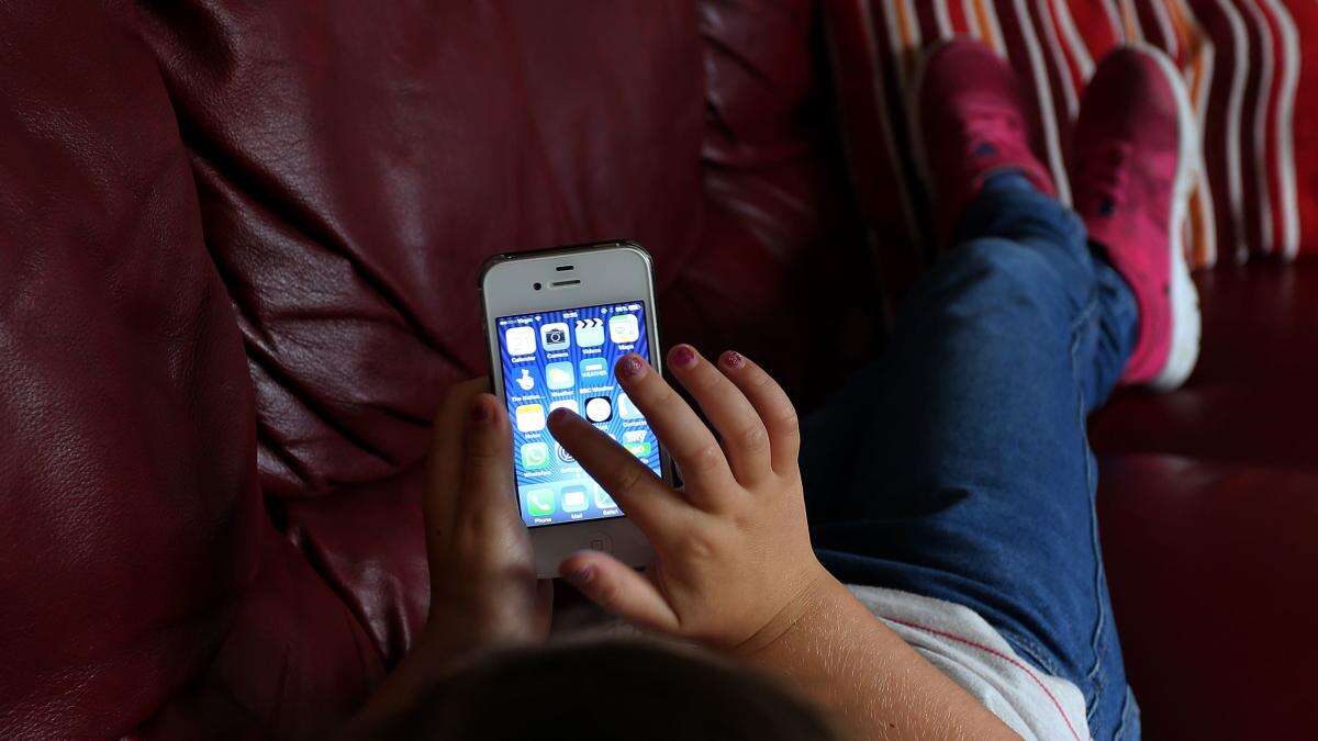 Academy trust removing access to smartphones from pupils