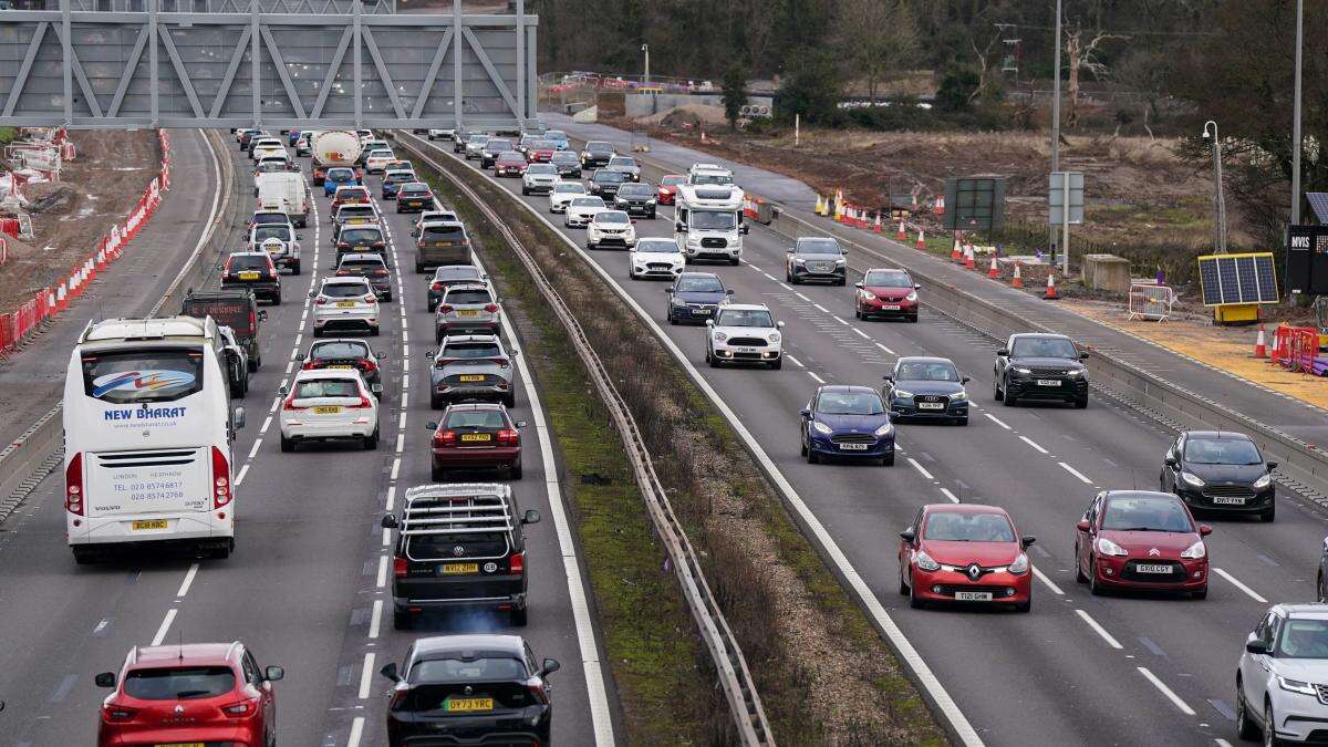 Windy weather brings potential disruption to Christmas getaway travel