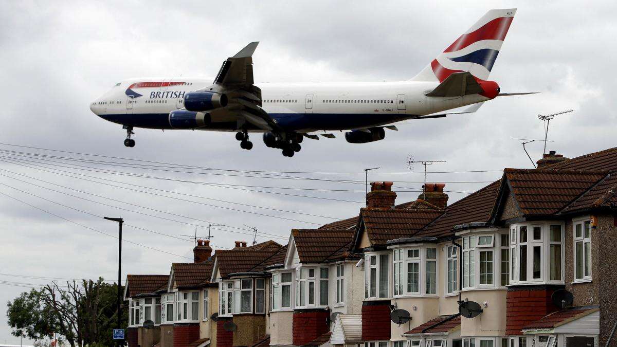 Government should consider block on Heathrow night flights, says MP