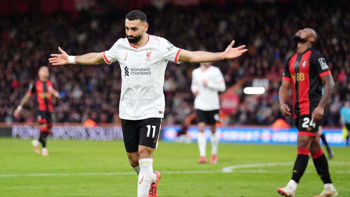 Mohamed Salah’s double helps Liverpool open up nine-point lead in title race