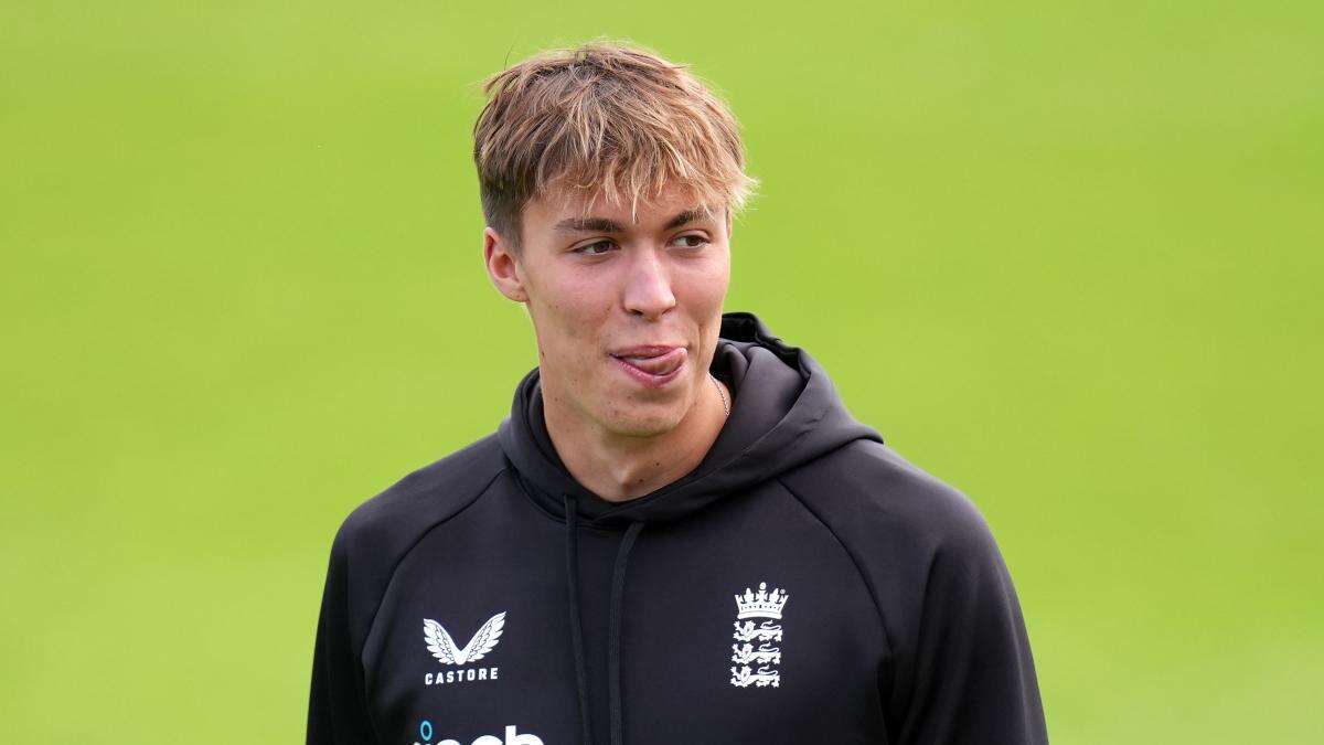 England to hand Test debut to left-arm quick Josh Hull at the Kia Oval