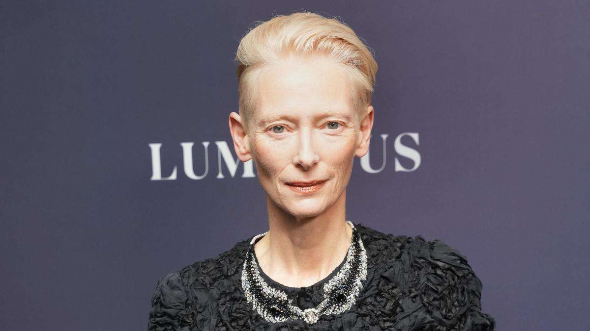 Tilda Swinton honoured with lifetime achievement award for ‘breathtaking range’