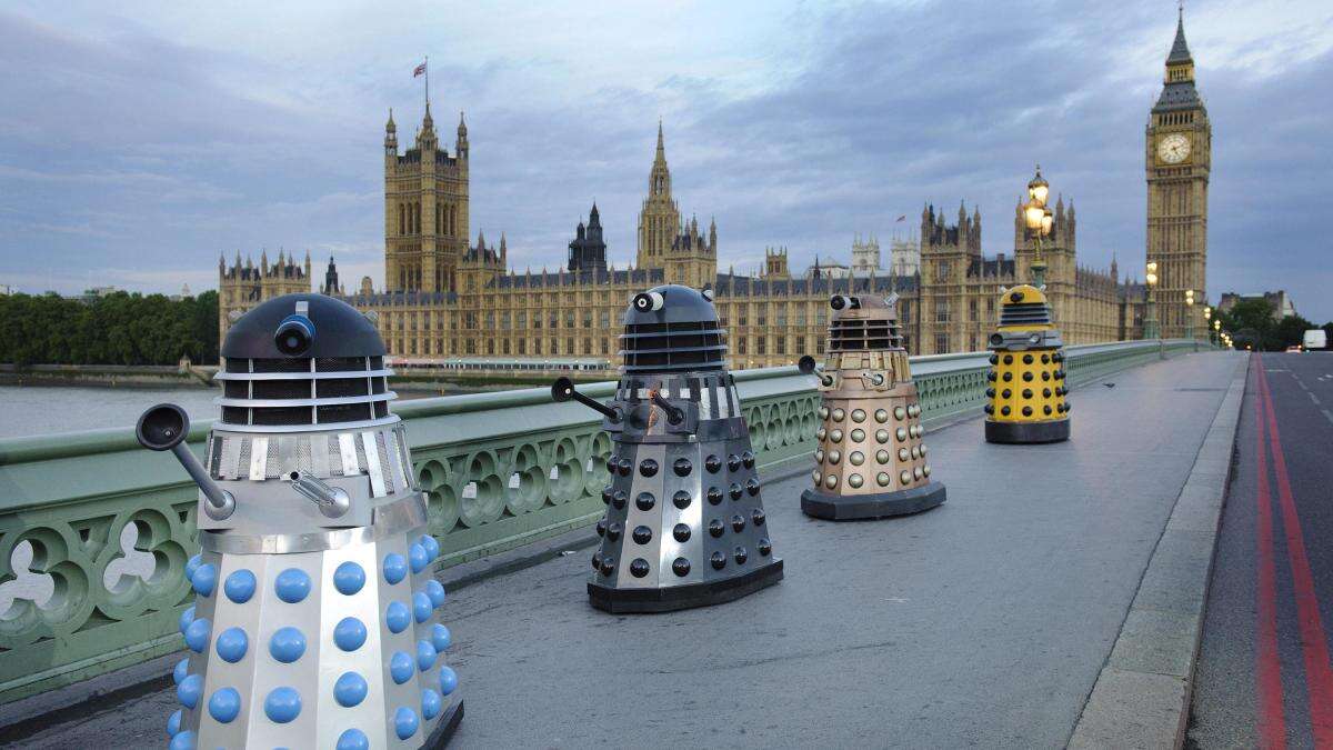 Rayner mocks Badenoch as doing ‘side deals with Daleks’ over David Tennant row