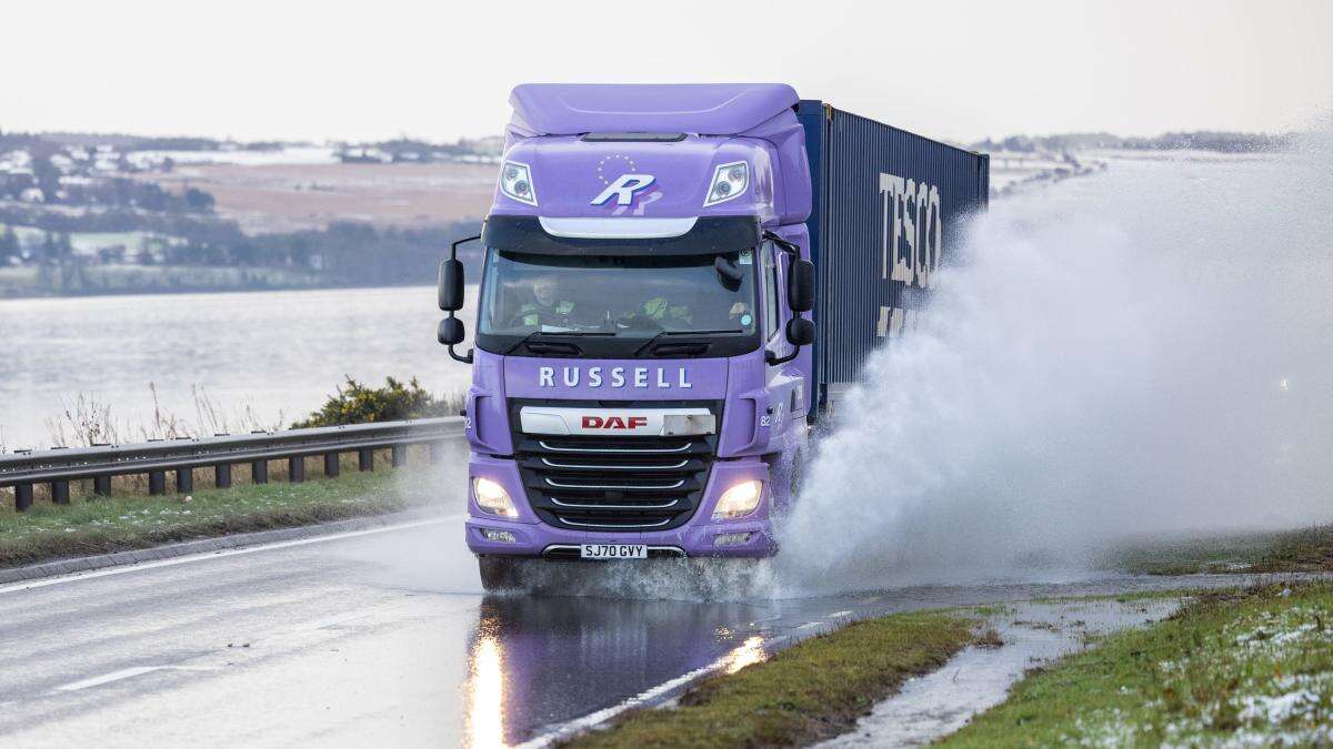 UK braces for strong winds and heavy rain on New Year’s Day