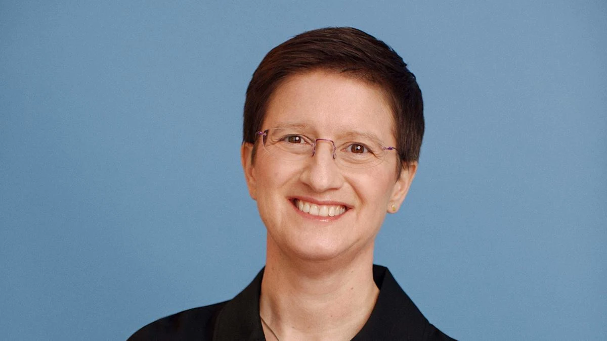 Top business award for London Stock Exchange chief executive