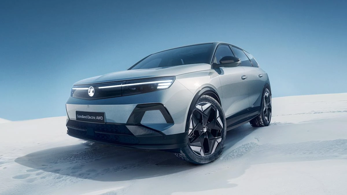 Vauxhall Grandland Electric now comes with all-wheel-drive