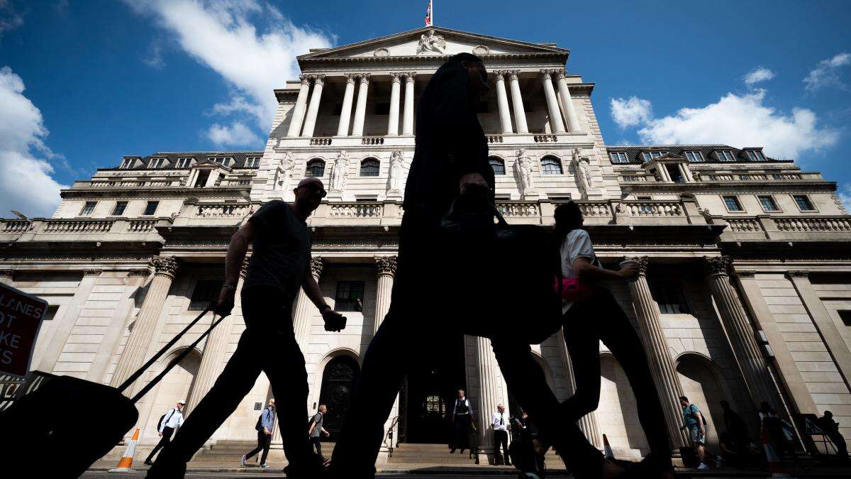 Bank of England policymaker urges ‘steady-as-she-goes’ approach to rate cuts