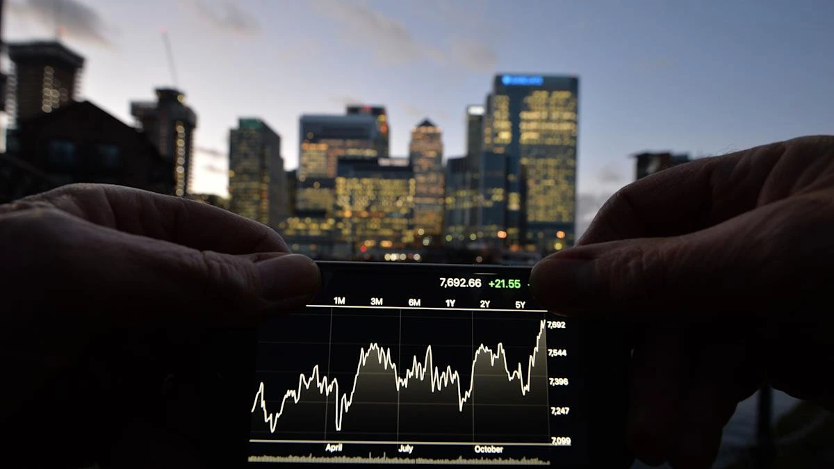 FTSE 100 soars as relief rally washes over global markets after tariff pause