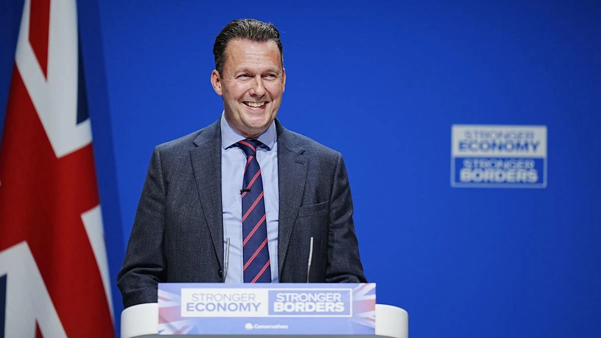 UK Government asylum plans are ‘chaotic soundbites’ says Scottish Tory Findlay