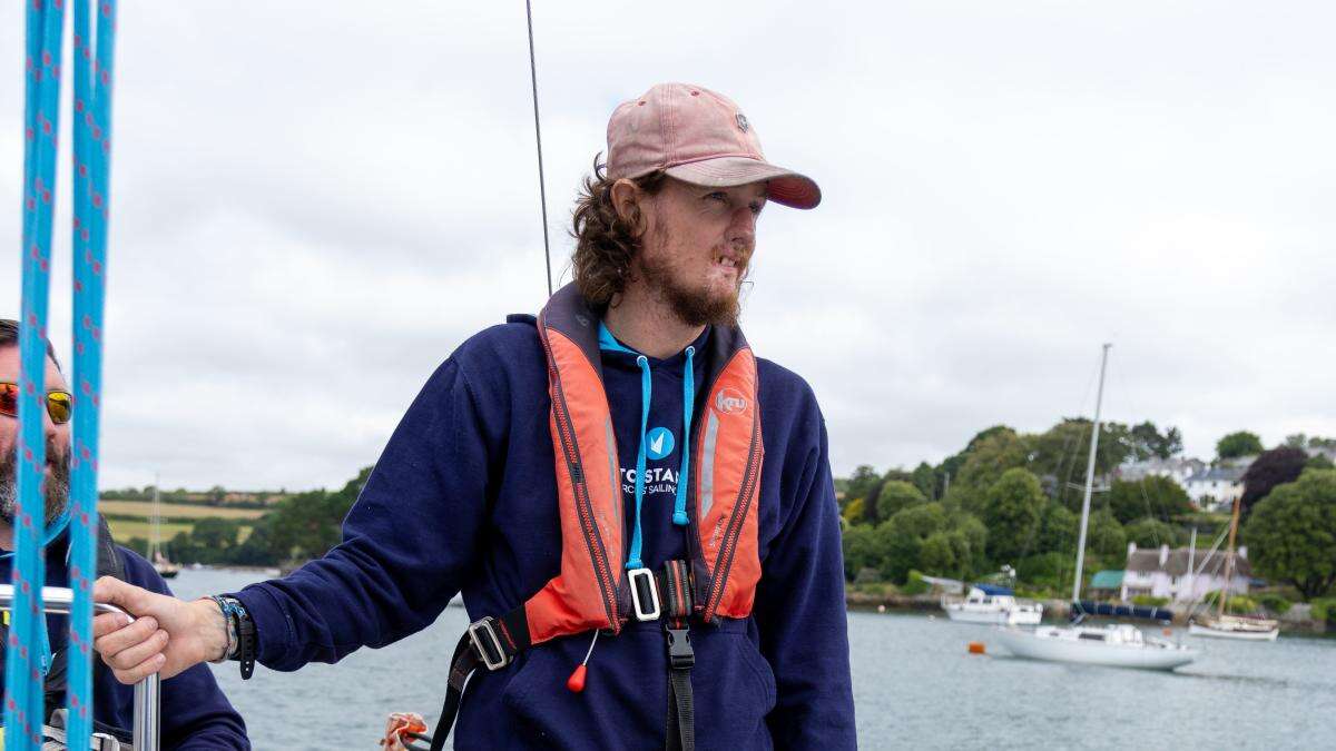 Triple amputee prepares for world-first solo sailing trip across Pacific Ocean