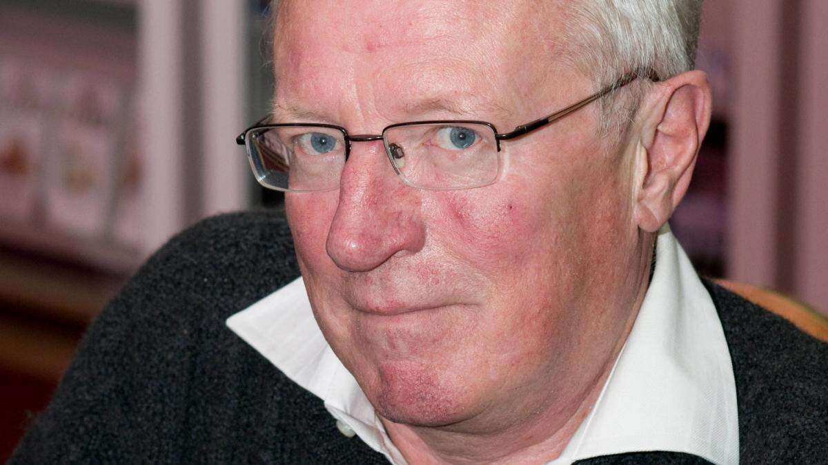 University to set up public archive on work of journalist Robert Fisk