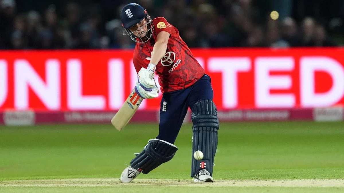 Heather Knight ruled out of England’s summer with hamstring injury