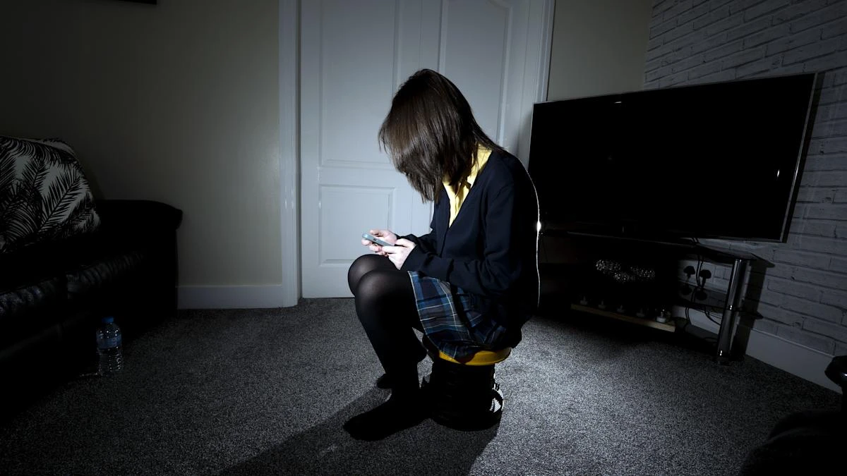 Swinney urged by grooming gangs victim to launch national inquiry