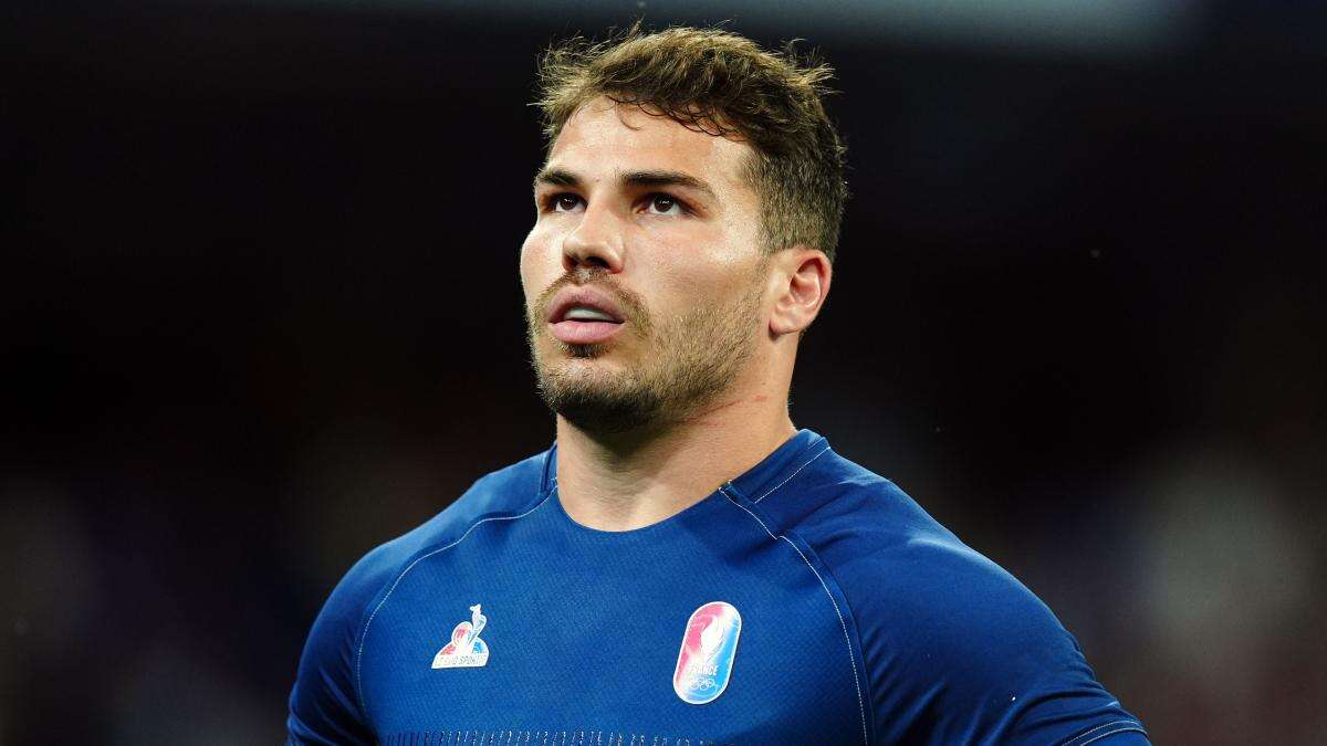 France star Antoine Dupont relieved not to face Toulouse team-mate Jack Willis