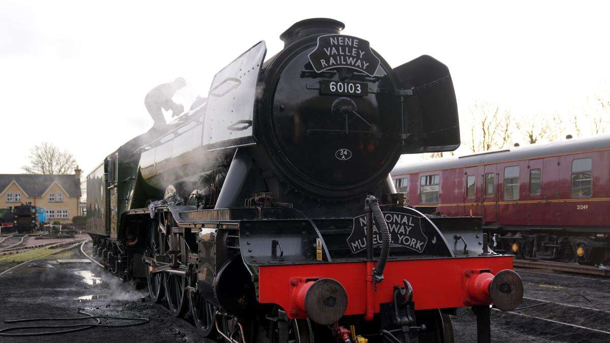 Flying Scotsman marks rail anniversary on heritage line