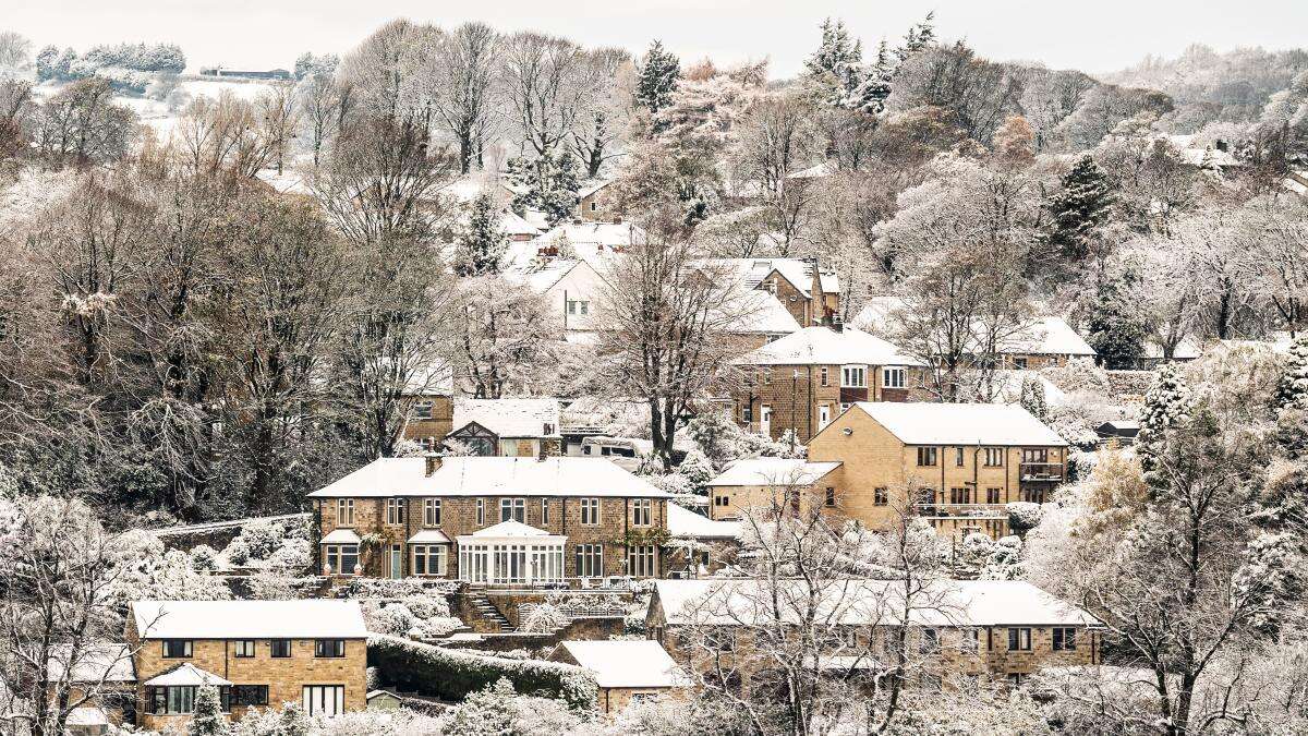 Morning commuters set for disruption after parts of country see heavy snowfall