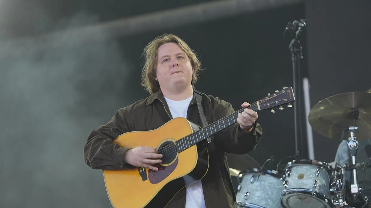 ‘Therapy played a massive part in my return to music’ – Lewis Capaldi
