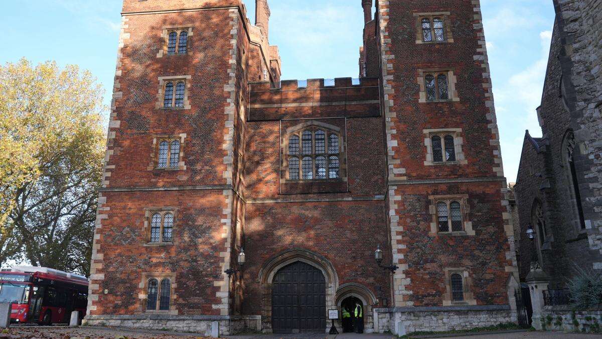 Justin Welby allowed to stay at Lambeth Palace for months despite resignation