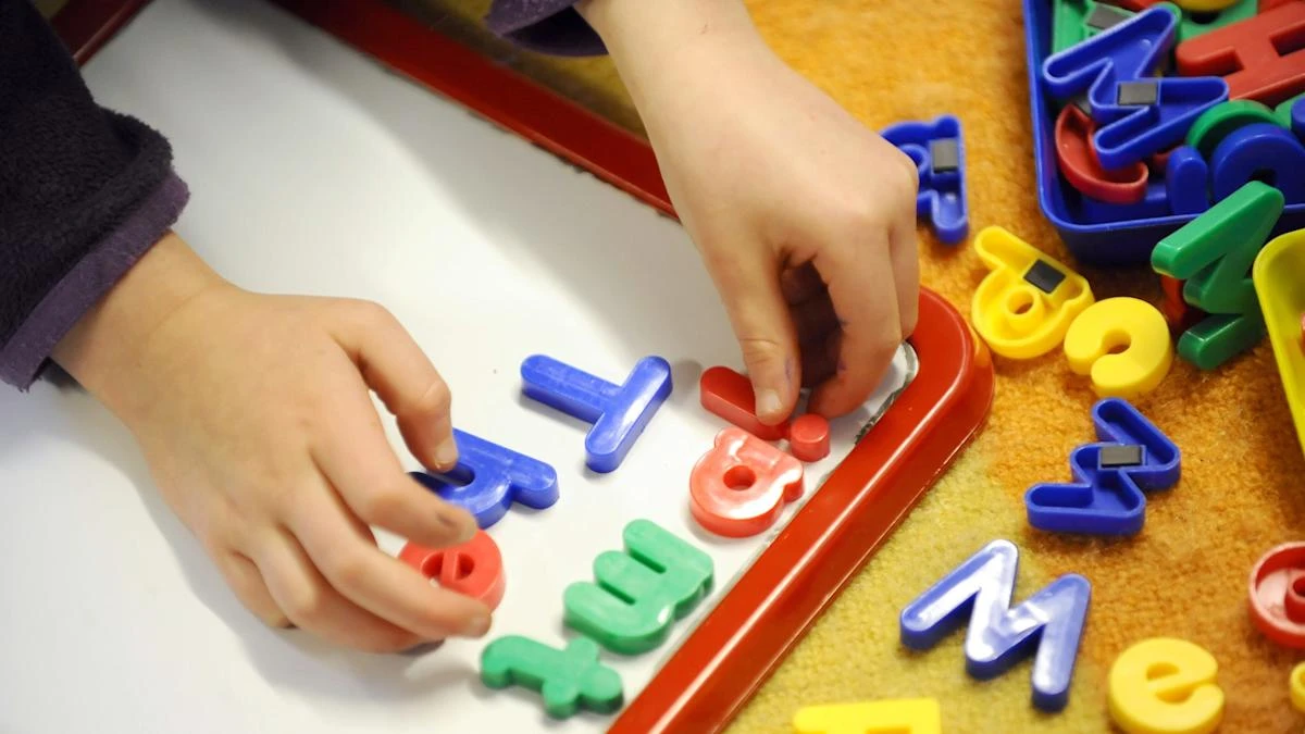 Scheme offering free meals and activities to poorer pupils in holidays extended