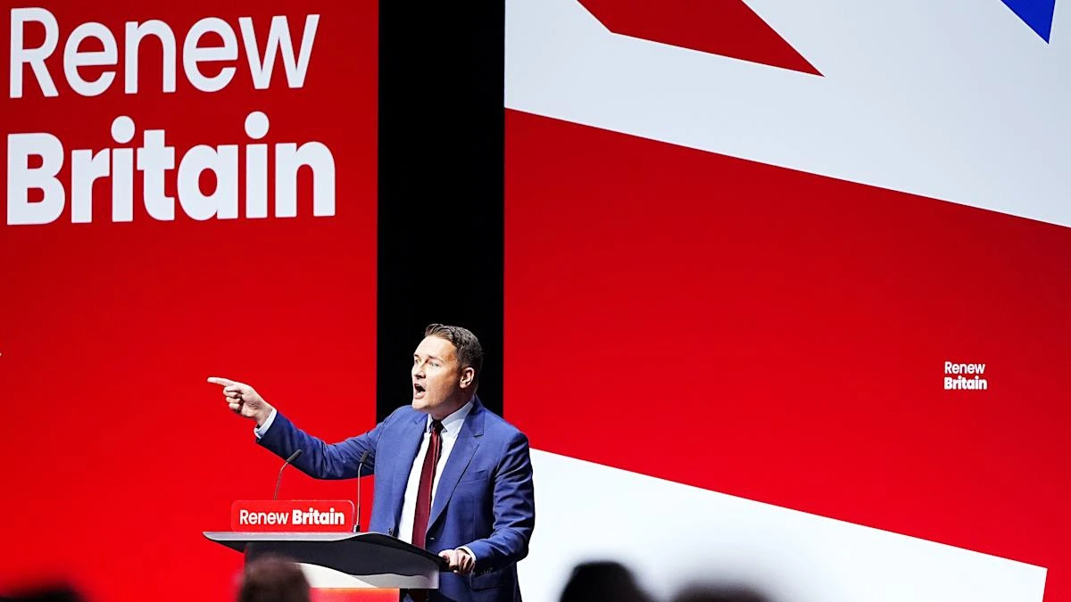 Farage is ‘a con artist’ and country faces ‘fight of our lives’ – Streeting