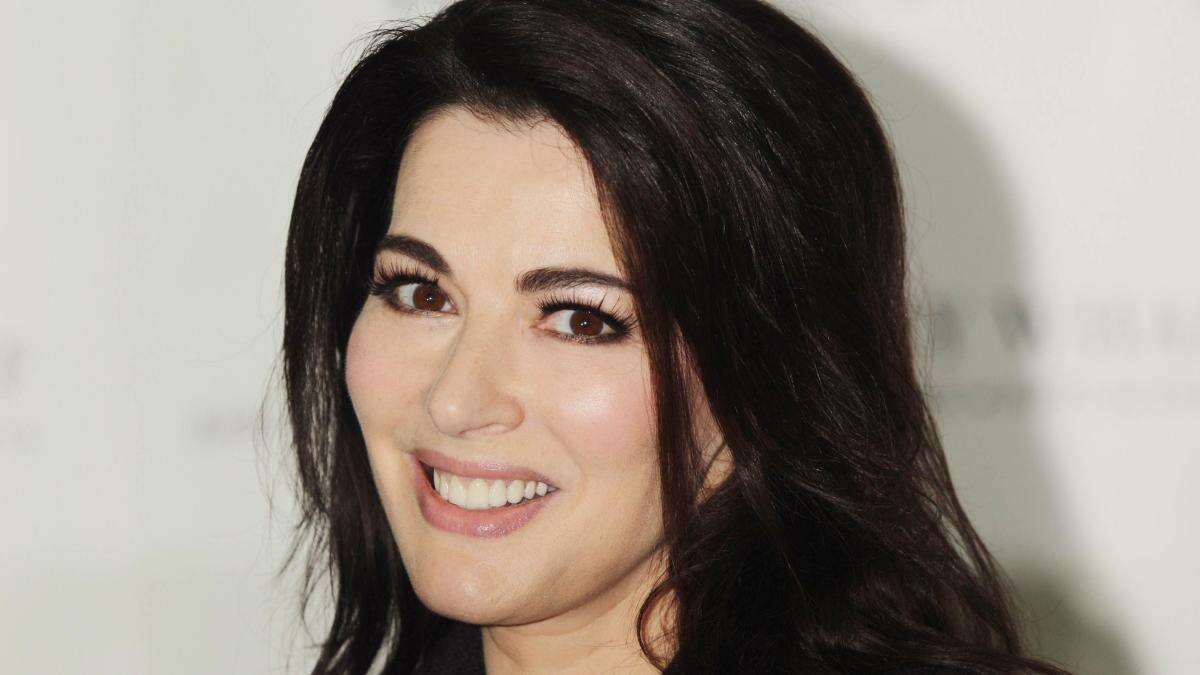 Nigella Lawson advises leaving Christmas turkey outside