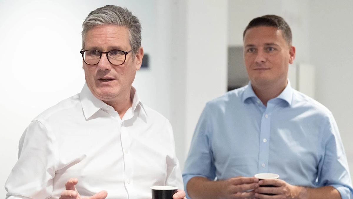 Streeting calls for Starmer to sack ‘self-defeating’ briefers