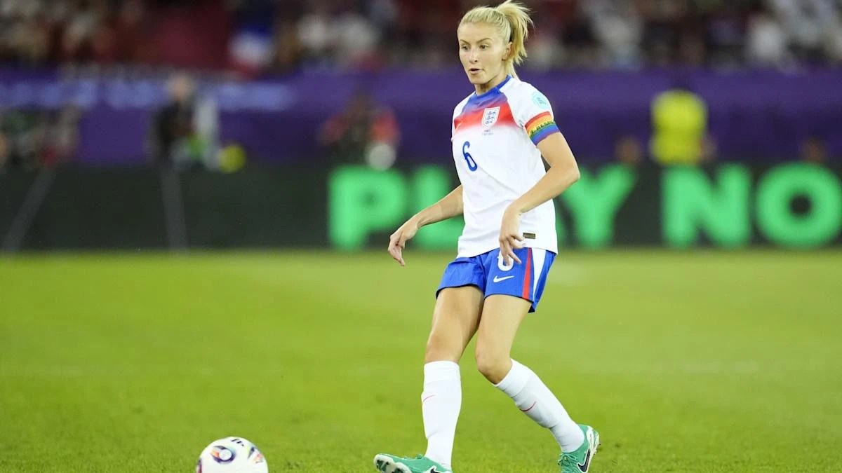 Leah Williamson misses Arsenal training camp in Germany due to knee injury