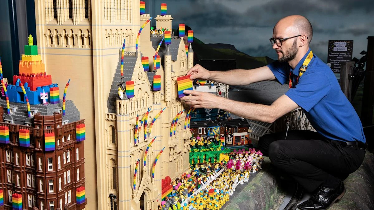 Lego to buy entertainment venues from Merlin for £200m