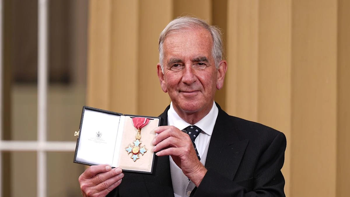 King ‘told Conclave author he watched papal selection film’