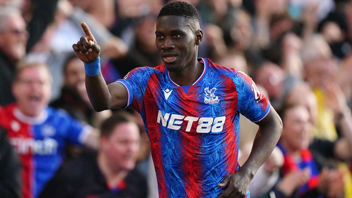 Ismaila Sarr scores late winner as Crystal Palace deny Ipswich vital point