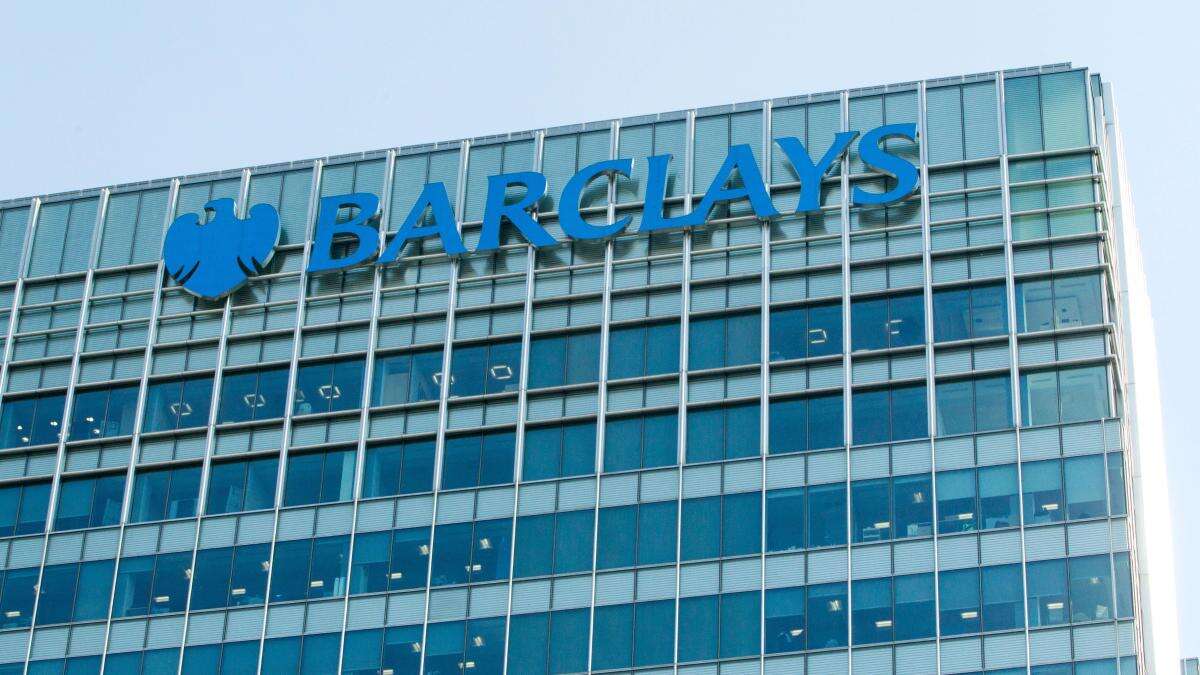 Barclays hands out more in staff bonuses while boss’s pay more than doubles