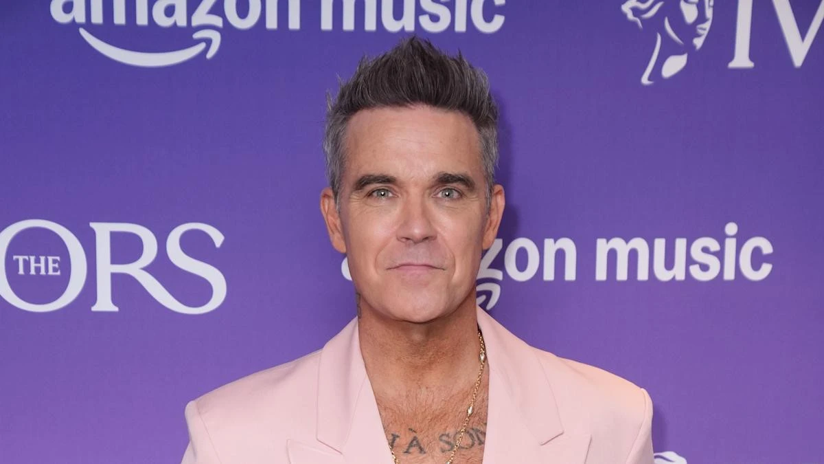 Robbie Williams announces run of shows to coincide with Britpop album release