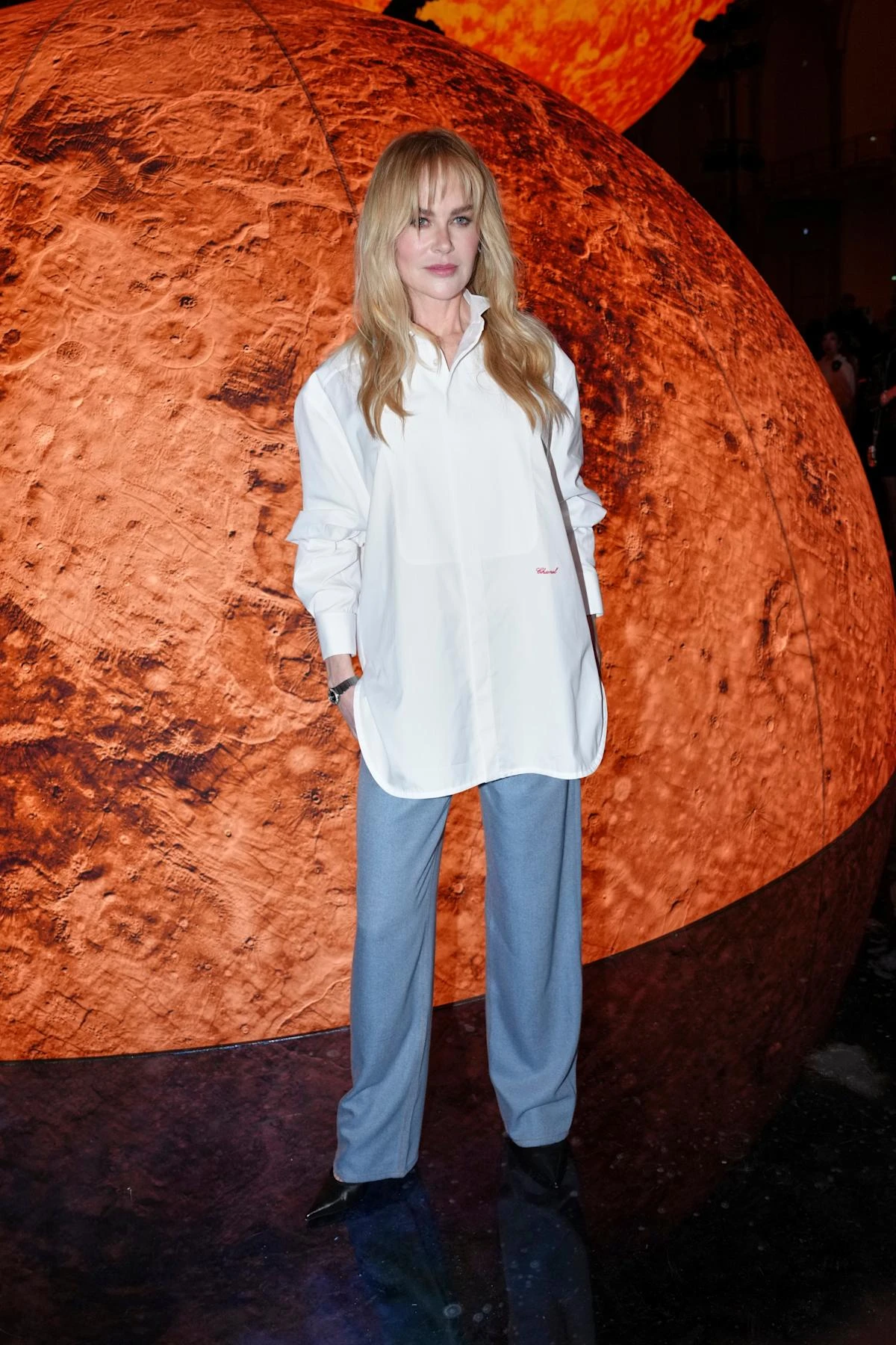 Nicole Kidman attends Chanel show with daughters days after filing for divorce