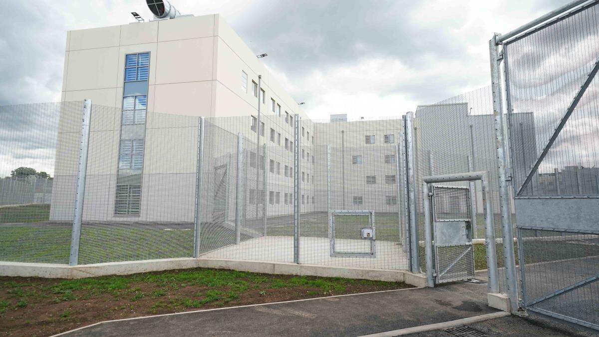 Prisoners deny joint murder of inmate at HMP Fosse Way