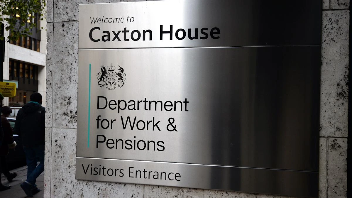 Benefit fraud crackdown should not see claimants ‘de-banked’ – minister