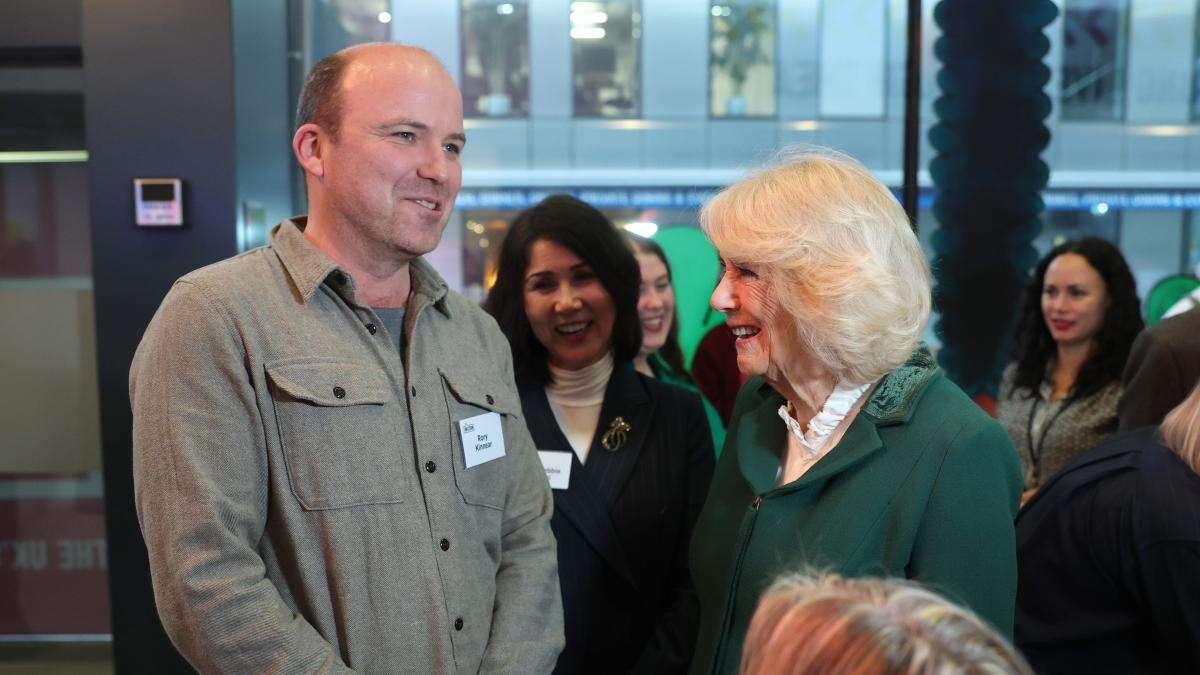 Queen meets young creators on visit to children’s theatre