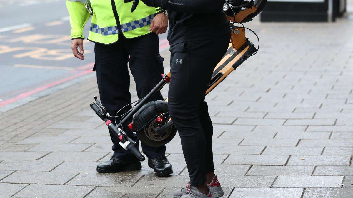 Minister indicates Government plans to legalise private e-scooters