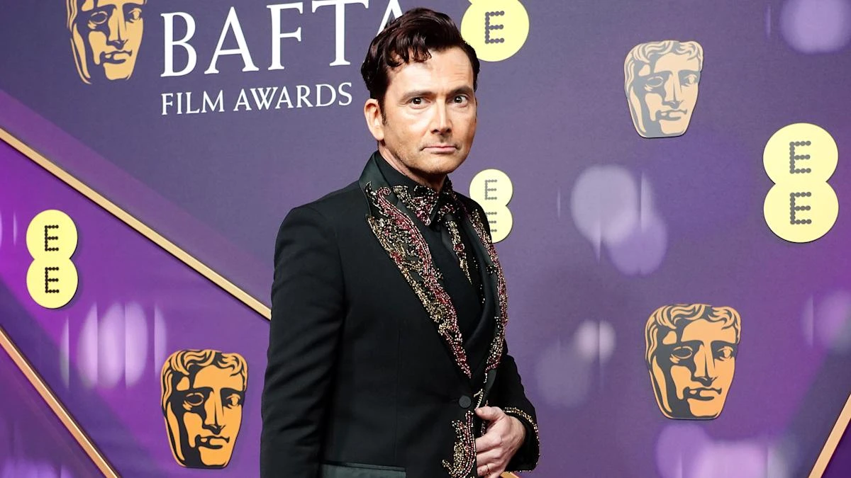 David Tennant, Robert Carlyle and Toby Jones star in trailer for hacking drama
