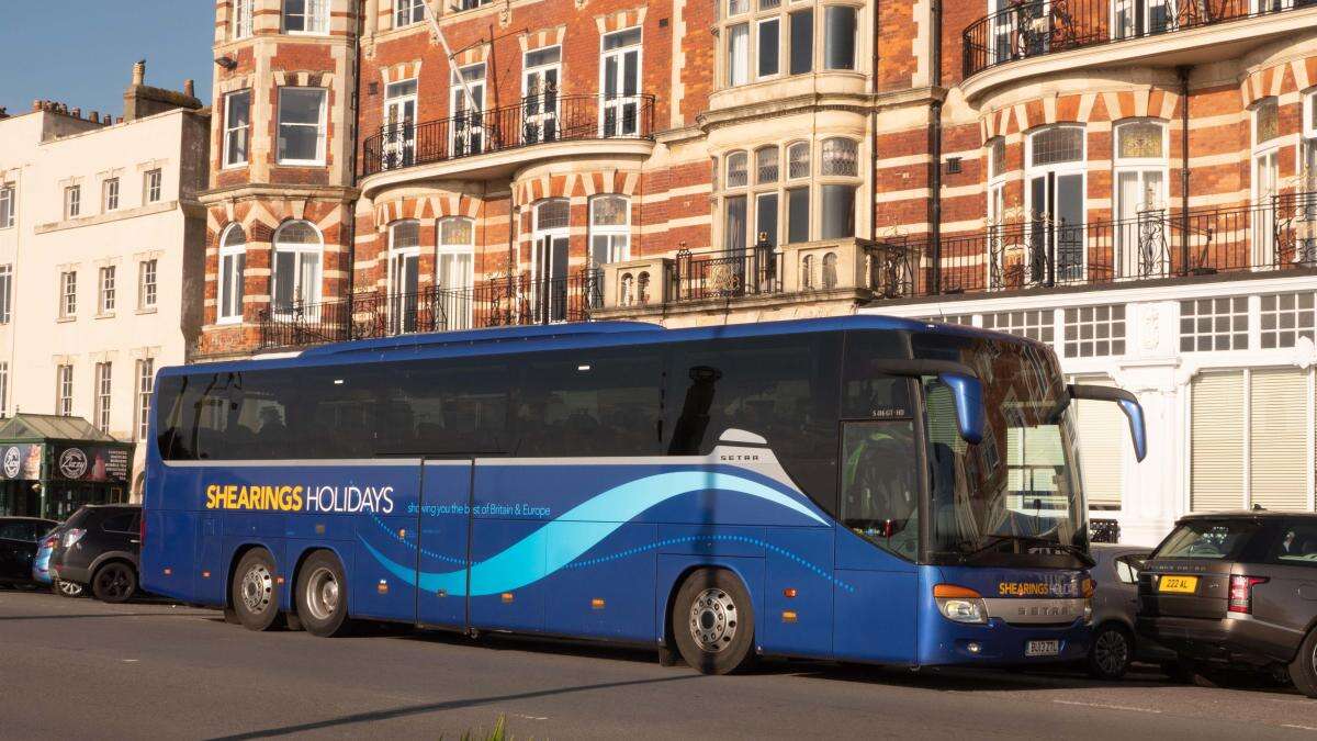 Coach passengers spend £8.3bn per year in local economies – study