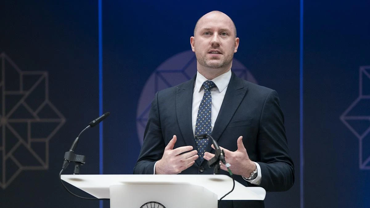 Health Secretary Gray to abstain on initial assisted dying vote