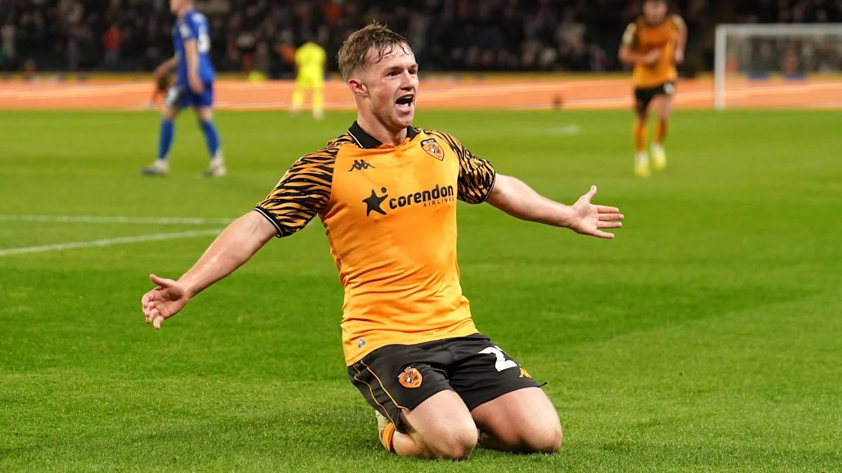 Joe Gelhardt earns Hull victory against Portsmouth in five-goal thriller