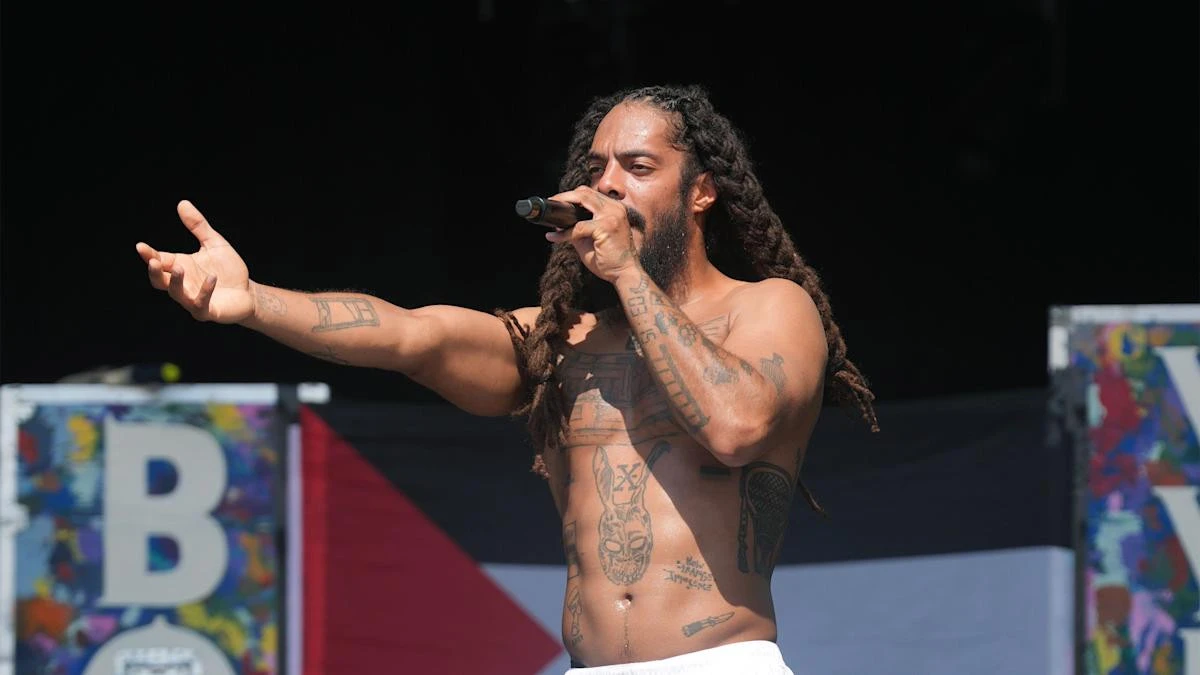 Universities can act against intimidation, says minister ahead of Bob Vylan gig