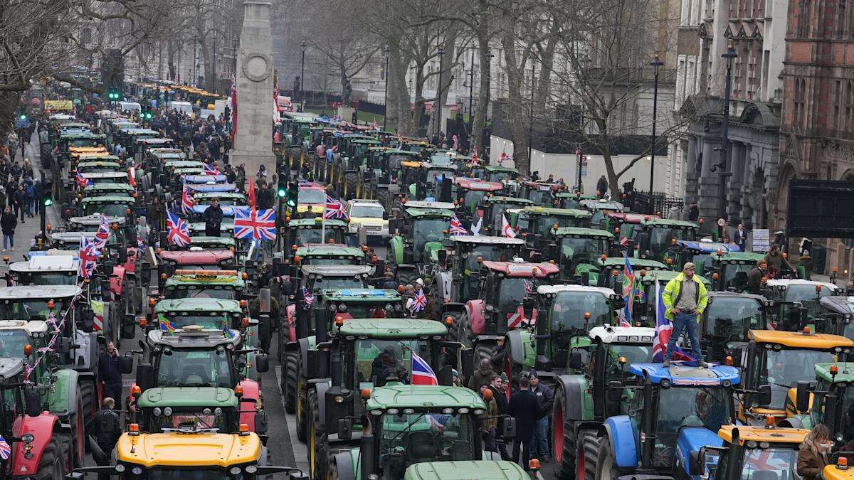 Farmers could be arrested if they drive tractors at rally, police warn