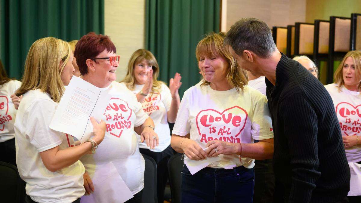 Lorraine Kelly joins choir on charity song she will play to baby granddaughter