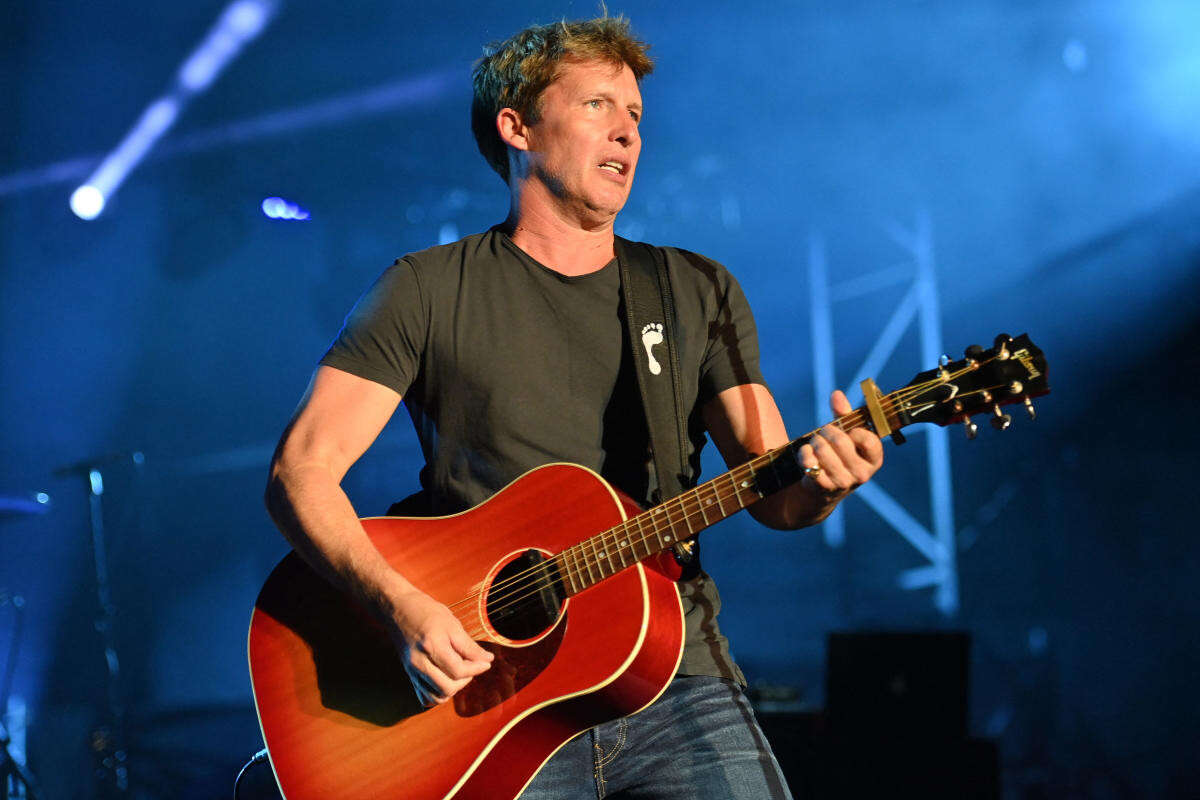 James Blunt hits back at critics and mocks his own chances of No 1 hit