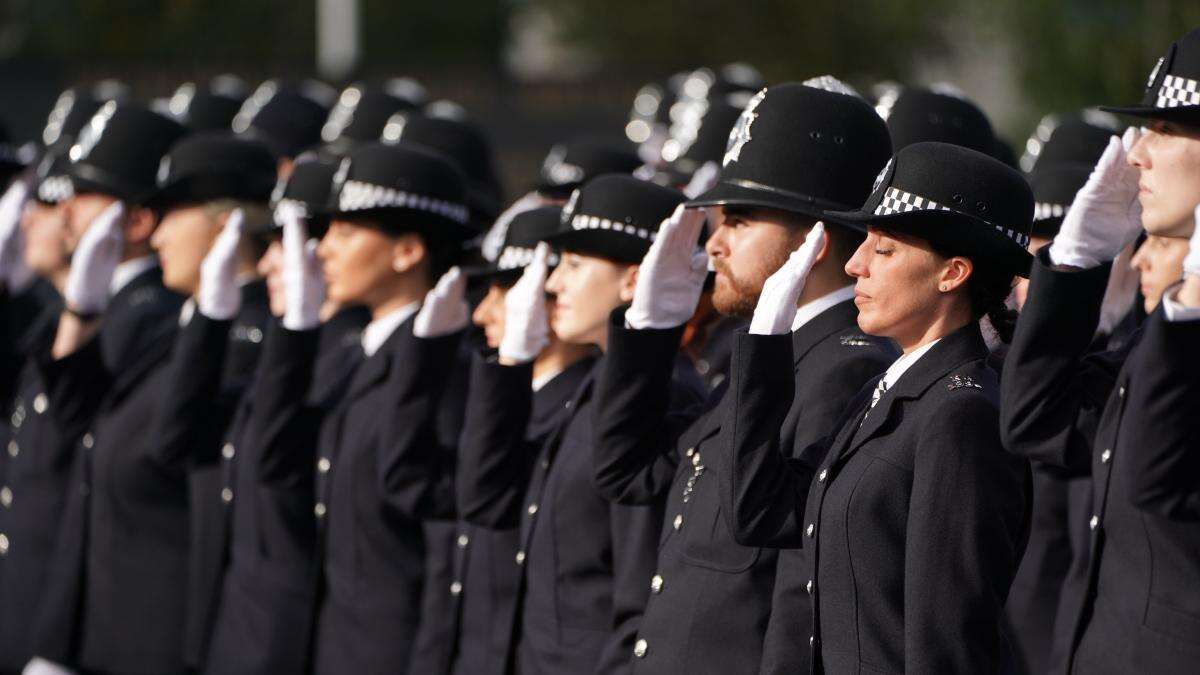 Fall in number of police officers in England and Wales